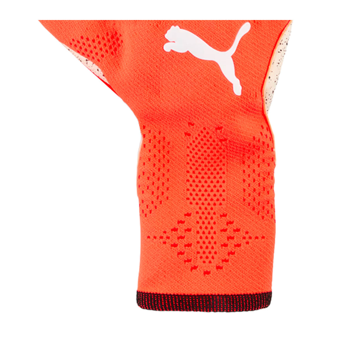 Puma FUTURE Ultimate NC Goalkeeper Gloves product image 4, provided for visual reference and product detail review