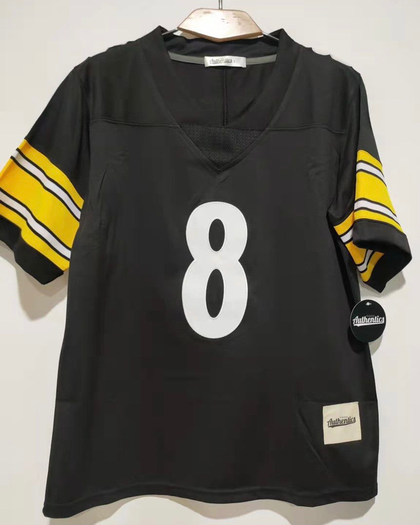 Kenny Pickett YOUTH Pittsburgh Steelers Jersey product image 2, provided for visual reference and product detail review