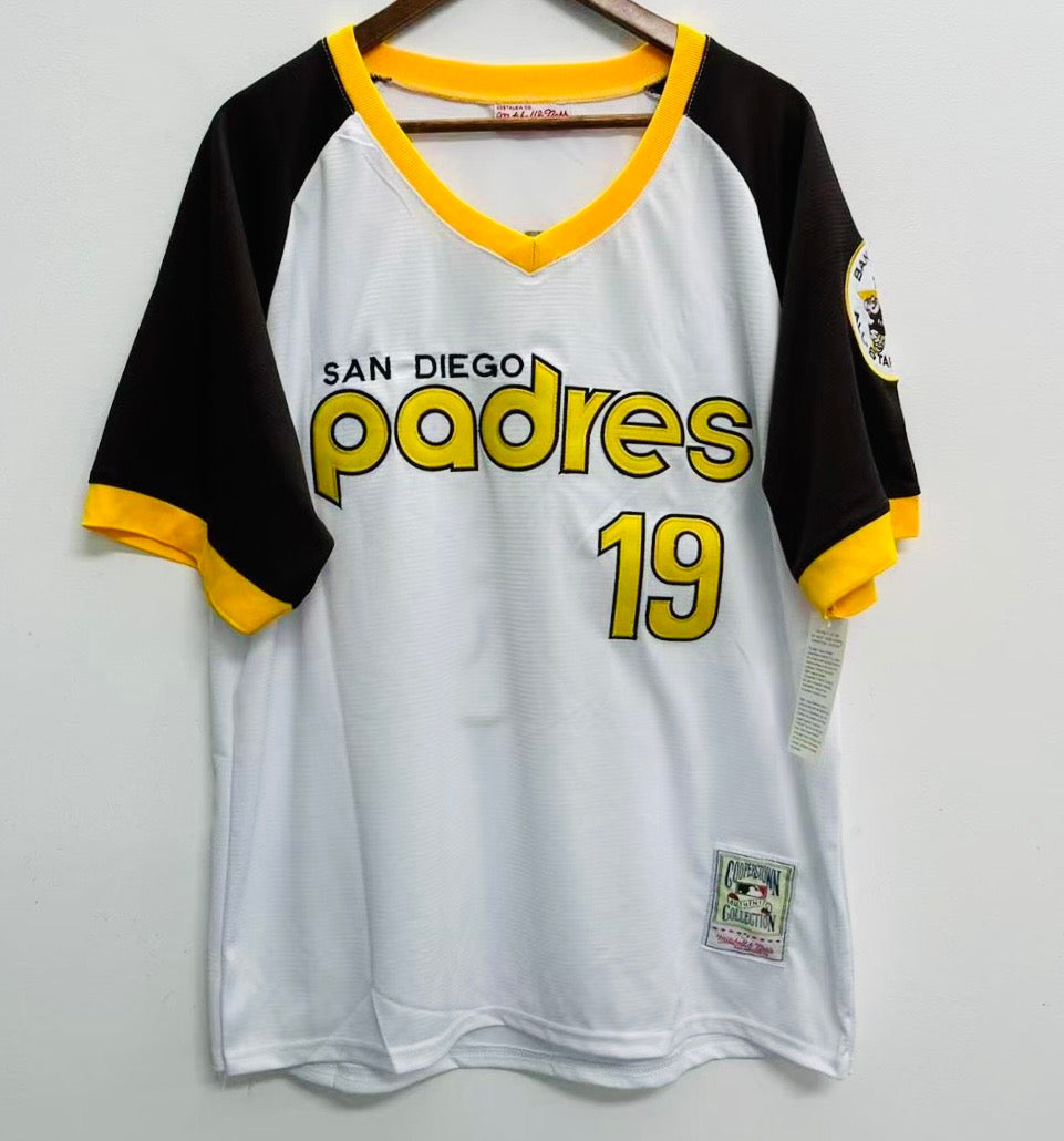 Tony Gwynn YOUTH KIDS San Diego Padres Official MLB Mitchell & Ness Jersey product image 2, provided for visual reference