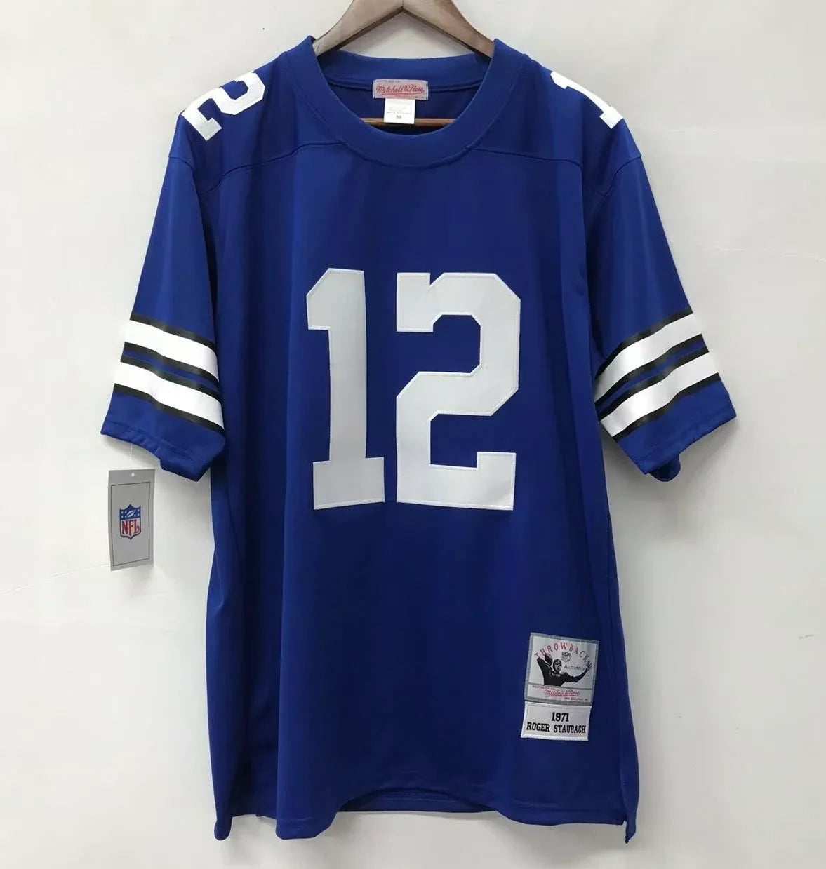 Roger Staubach 1971 Dallas Cowboys Mitchell & Ness Jersey product image 2, provided for visual reference and product detail