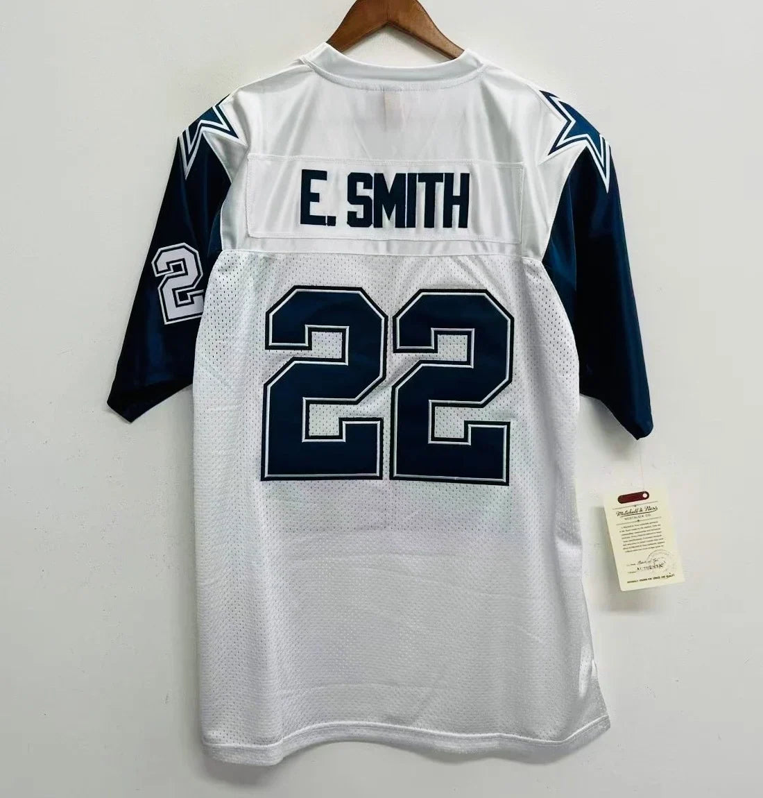 Emmitt Smith 1994 Dallas Cowboys Official NFL Mitchell & Ness Jersey product image 1, provided for visual reference and