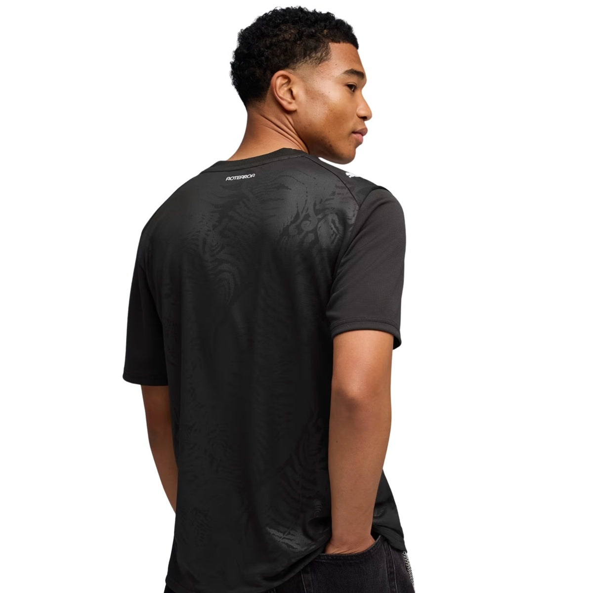Nz Home Jersey Replica product image 2, provided for visual reference and product detail review