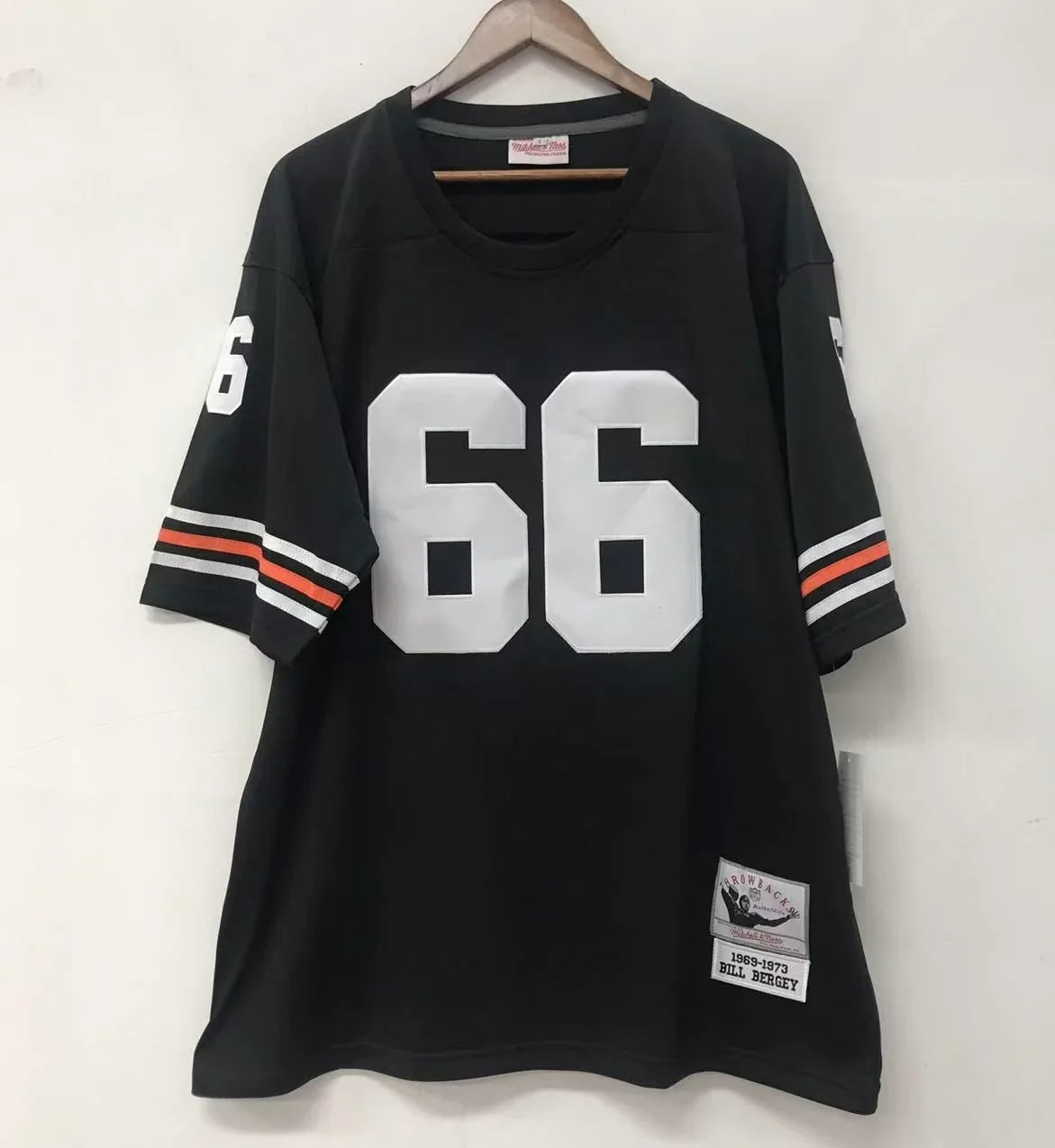 Bill Bergey Cincinnati Bengals NFL Mitchell & Ness Jersey product image 2, provided for visual reference and product detail