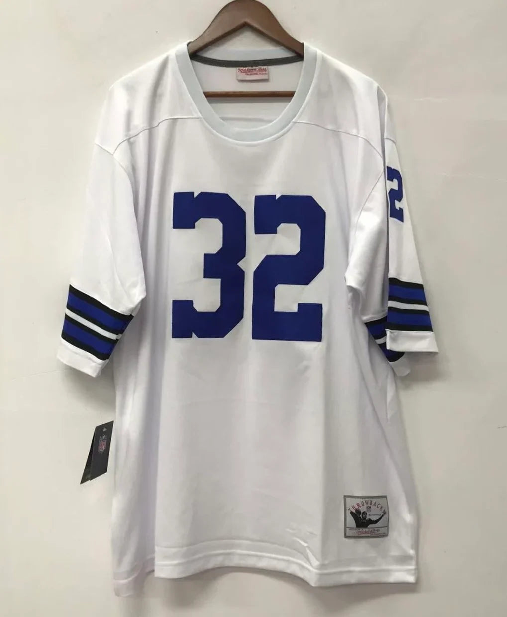 Walt Garrison Dallas Cowboys Official NFL Jersey white Mitchell & Ness product image 3, provided for visual reference and