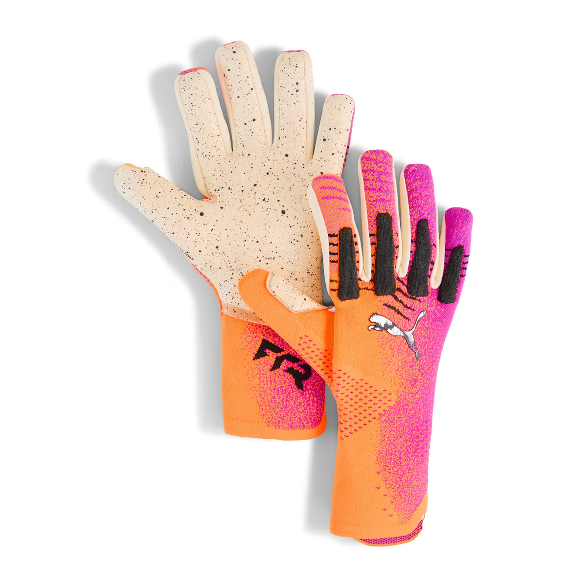 Puma Future Ultimate NC Goalkeeper Gloves product image 1, provided for visual reference and product detail review