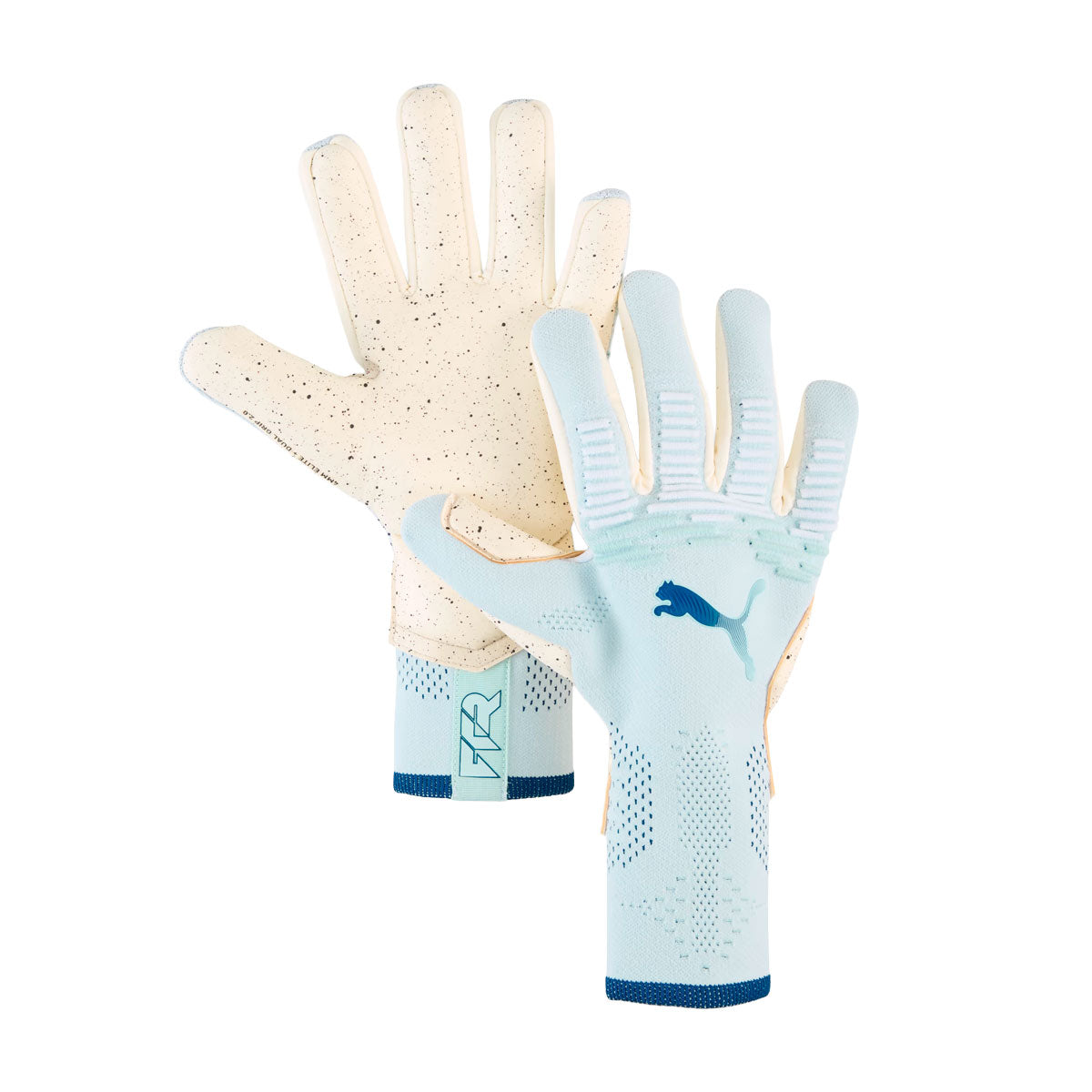 Puma FUTURE Ultimate NC Goalkeeper Gloves product image 1, provided for visual reference and product detail review