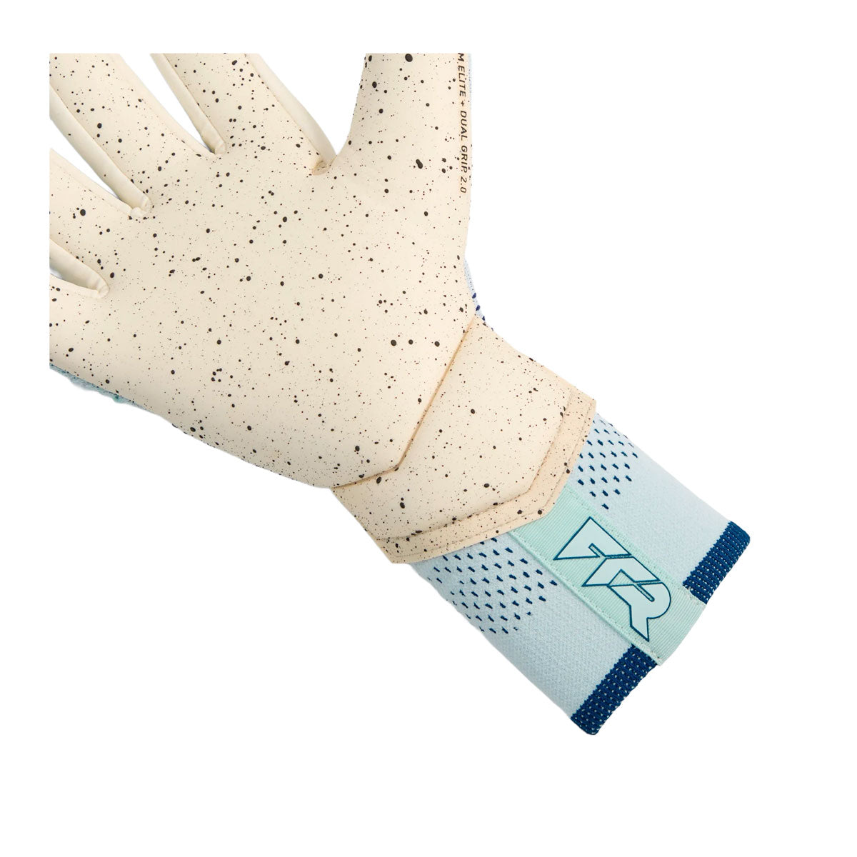 Puma FUTURE Ultimate NC Goalkeeper Gloves product image 3, provided for visual reference and product detail review
