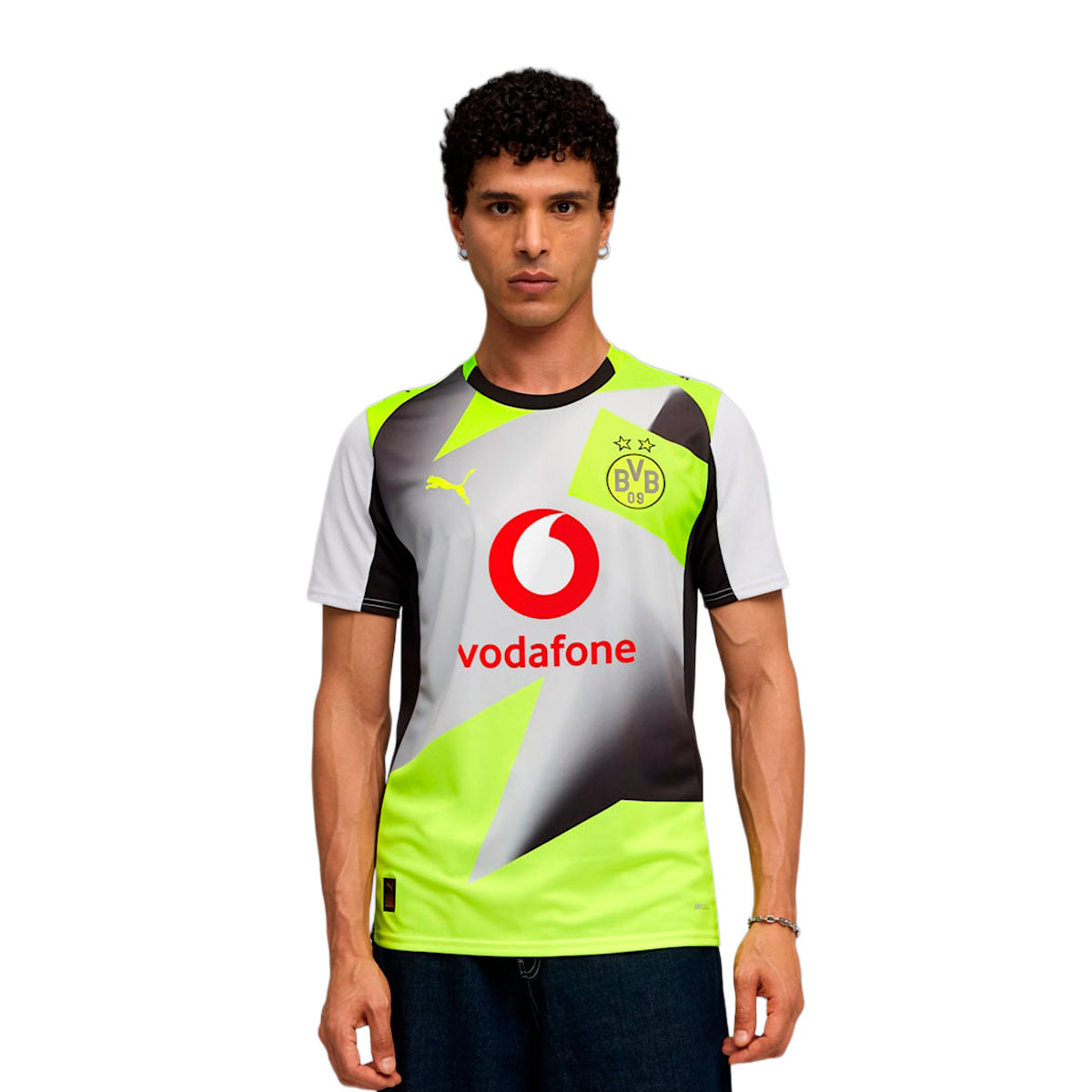 Puma Bvb Away Jersey Replica product image 1, provided for visual reference and product detail review