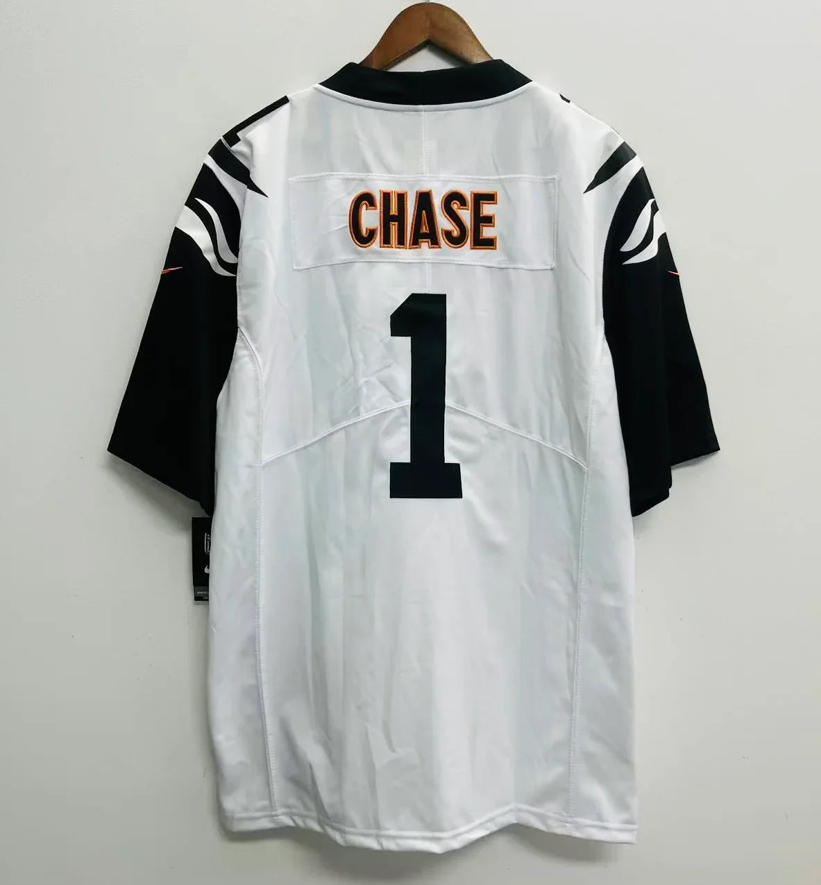 Ja’Marr Chase Cincinnati Bengals Jersey white product image 1, provided for visual reference and product detail review