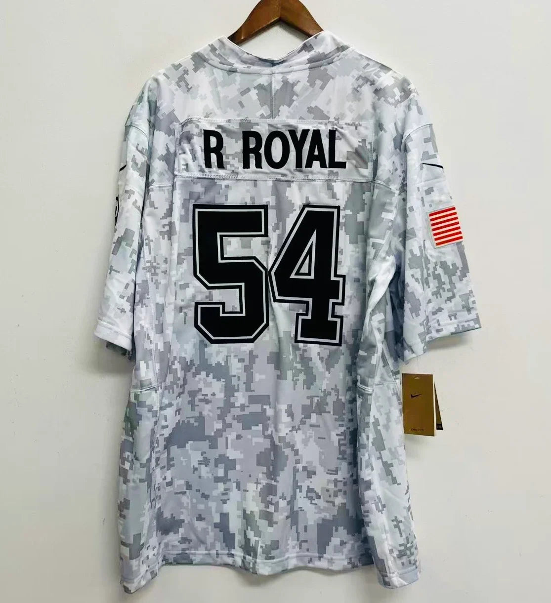 Any name & Number customized Dallas Cowboys Official NFL Nike Salute to Service Jersey product image 1, provided for visual