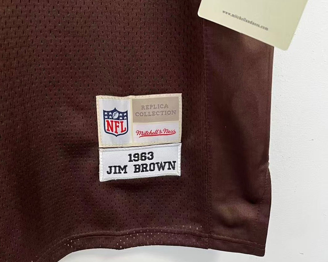 Jim Brown 1963 Cleveland Browns Official NFL Mitchell & Ness Jersey product image 3, provided for visual reference and