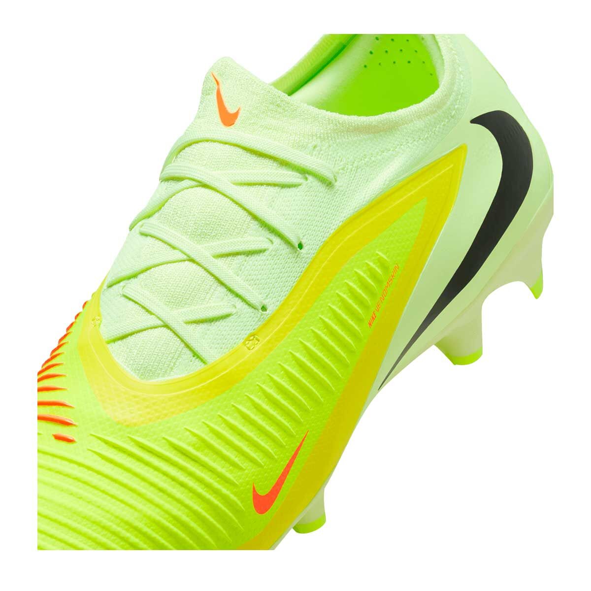 Nike Phantom 6 Low Pro Soccer Cleats product image 7, provided for visual reference and product detail review