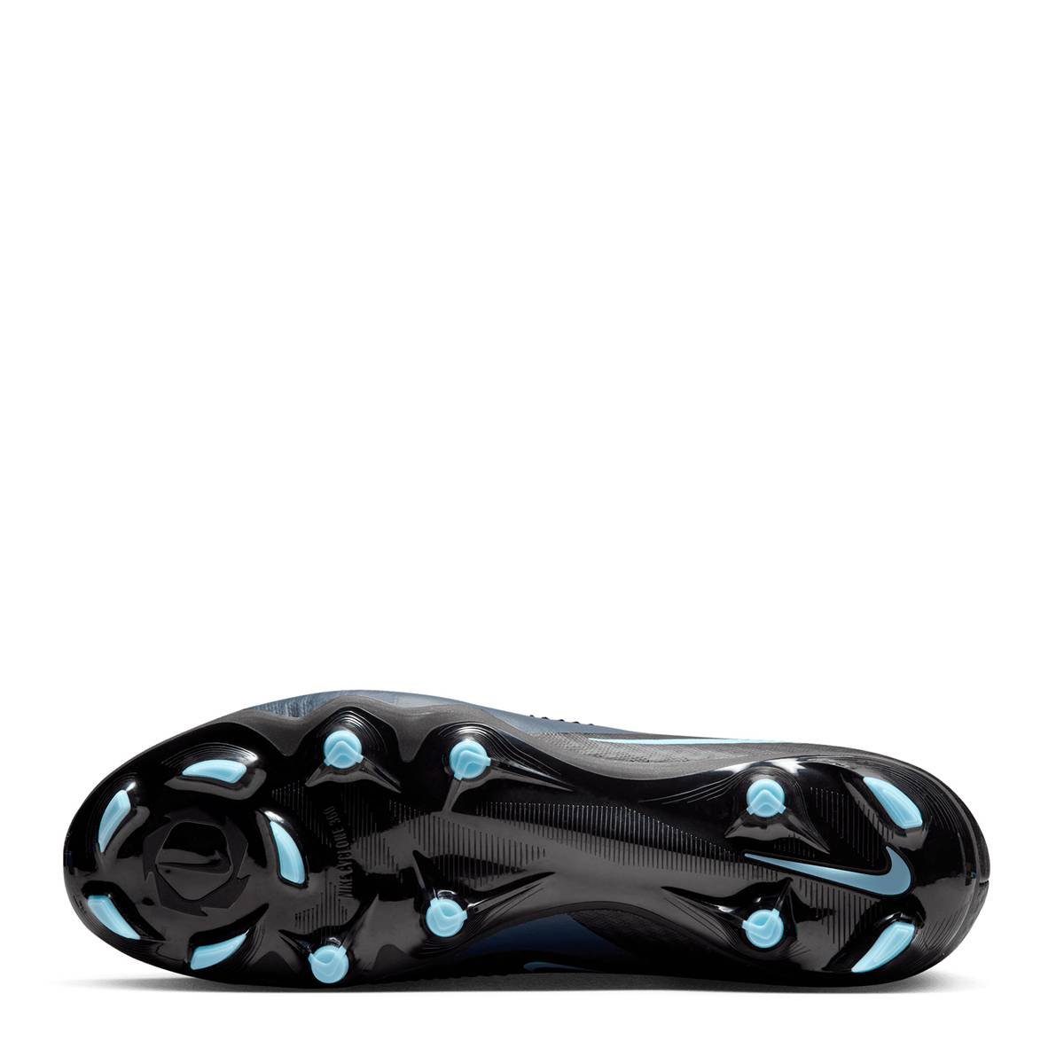 Nike Phantom 6 Low Academy Soccer Cleats product image 2, provided for visual reference and product detail review
