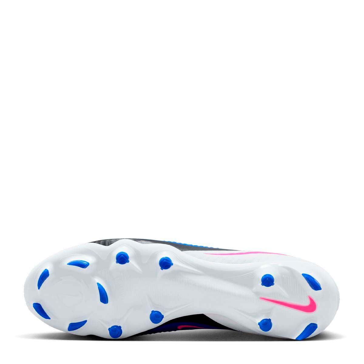 Nike Phantom 6 High Academy FG/MG Soccer Cleats product image 2, provided for visual reference and product detail review