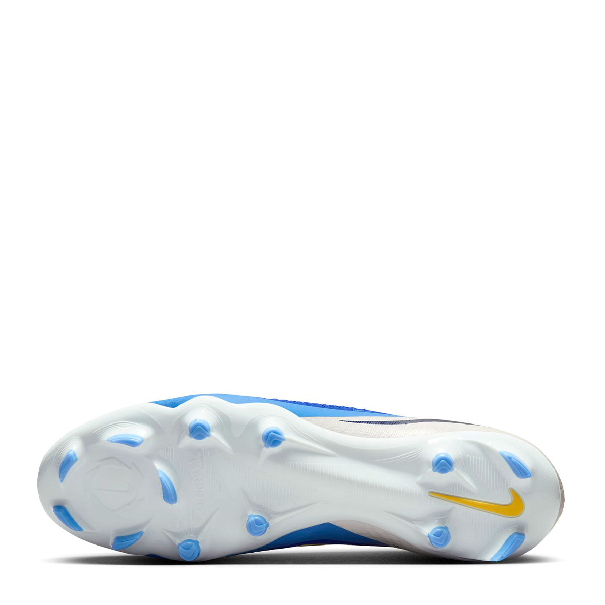 Nike Phantom 6 High Academy MG Soccer Cleats product image 2, provided for visual reference and product detail review