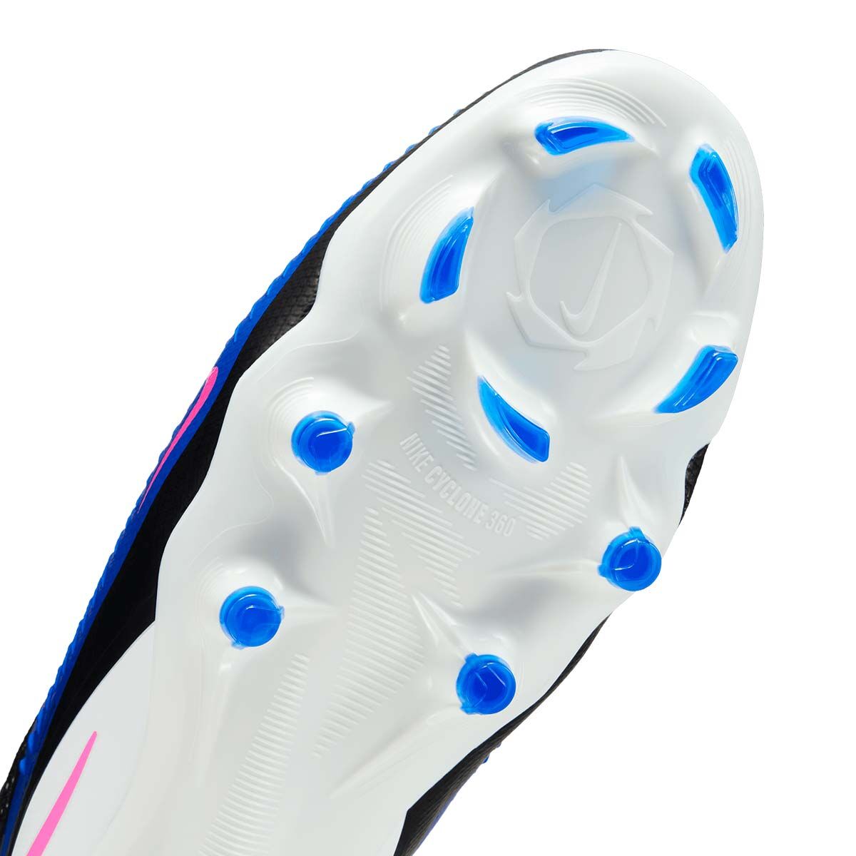 Nike Phantom 6 High Pro FG Soccer Cleats product image 9, provided for visual reference and product detail review
