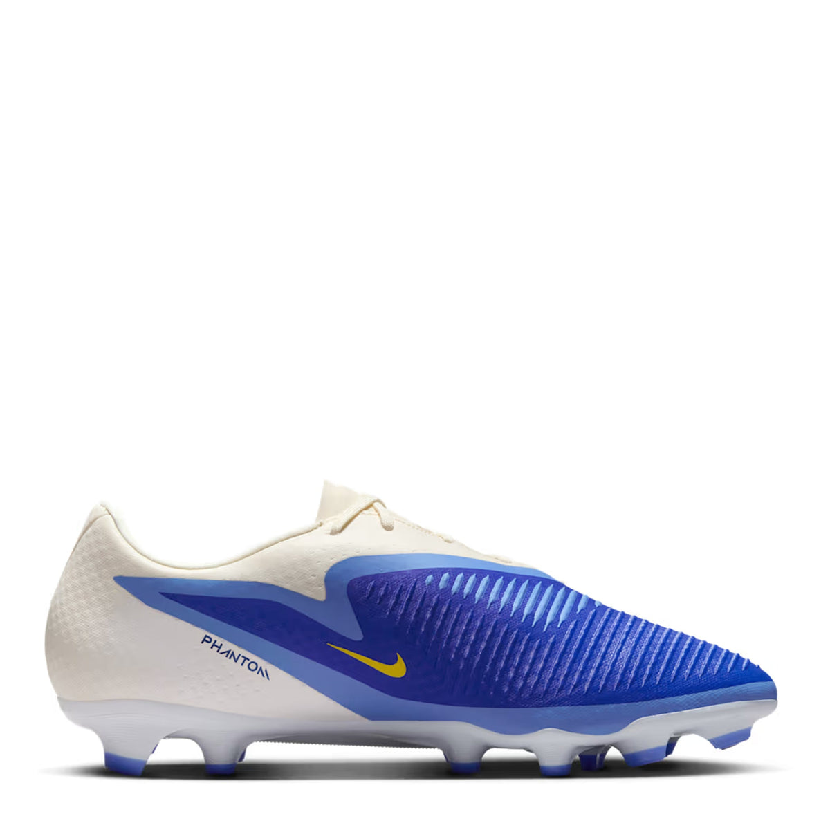 Nike Phantom 6 Low Academy MG Soccer Cleats product image 3, provided for visual reference and product detail review