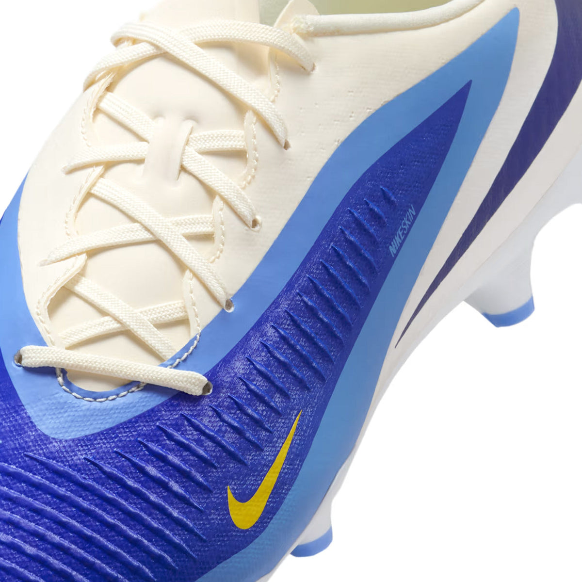 Nike Phantom 6 Low Academy MG Soccer Cleats product image 7, provided for visual reference and product detail review