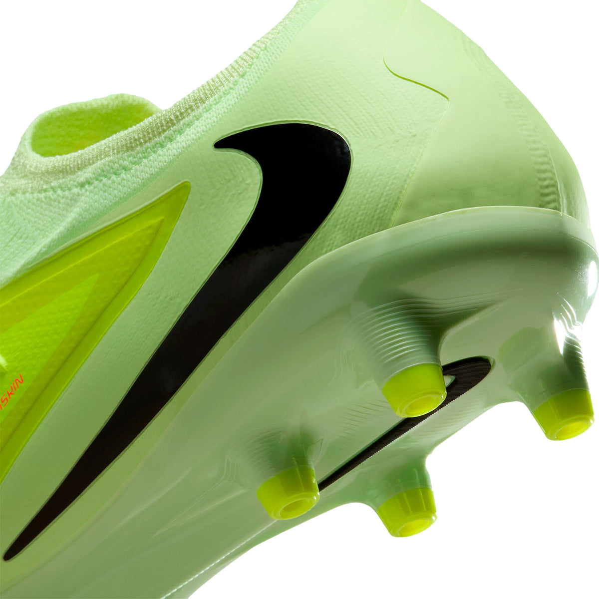 Nike Phantom 6 Low Pro Soccer Cleats product image 8, provided for visual reference and product detail review
