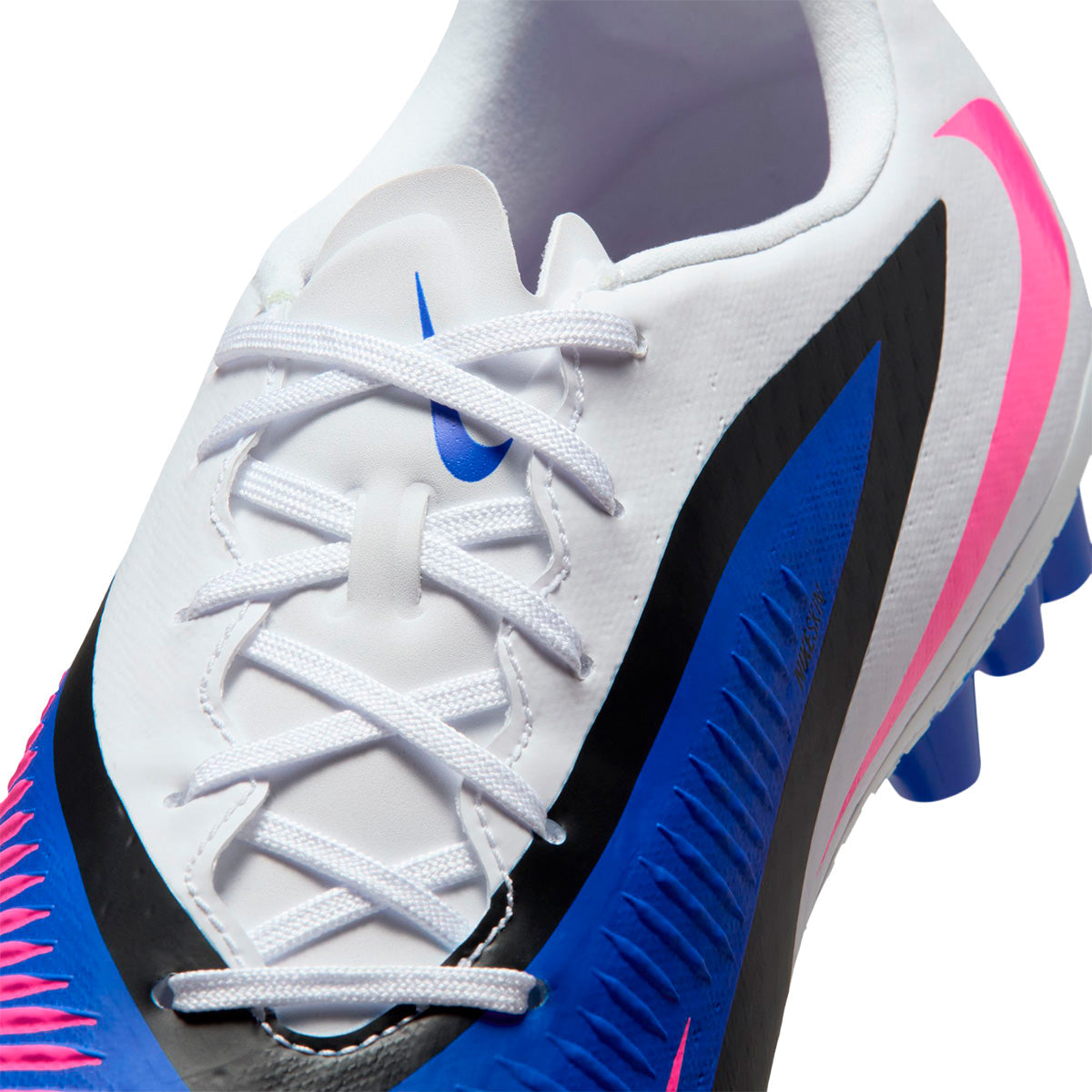 Nike Phantom 6 Low Academy Soccer Cleats product image 7, provided for visual reference and product detail review