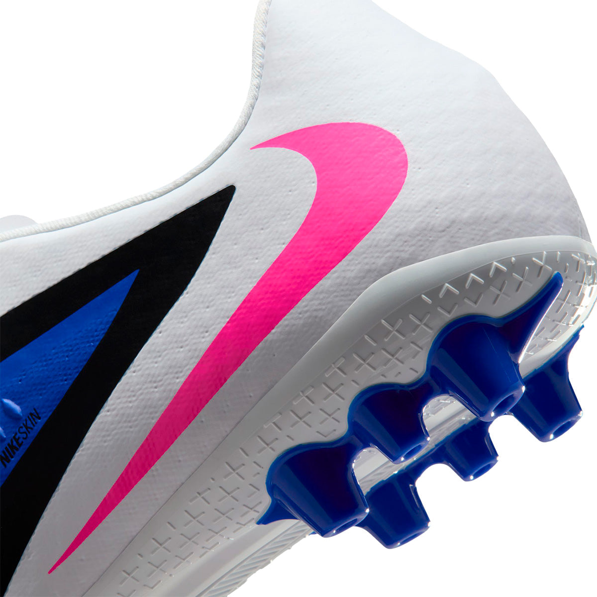 Nike Phantom 6 Low Academy Soccer Cleats product image 8, provided for visual reference and product detail review