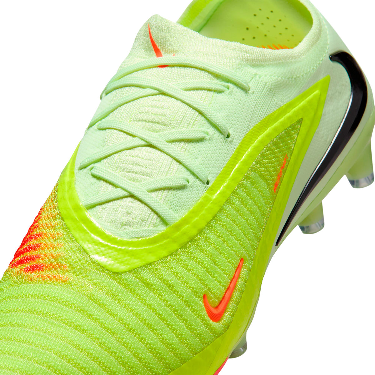 Nike Phantom 6 Low Elite Soccer Cleats product image 7, provided for visual reference and product detail review