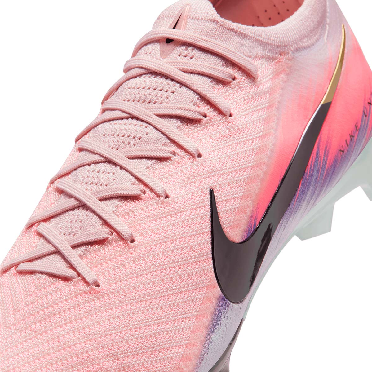Nike Mercurial Vapor 16 Elite FG United Soccer Cleats product image 6, provided for visual reference and product detail