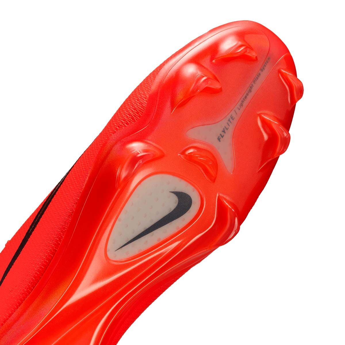 Nike Mercurial Vapor 17 Elite Soccer Cleats product image 9, provided for visual reference and product detail review