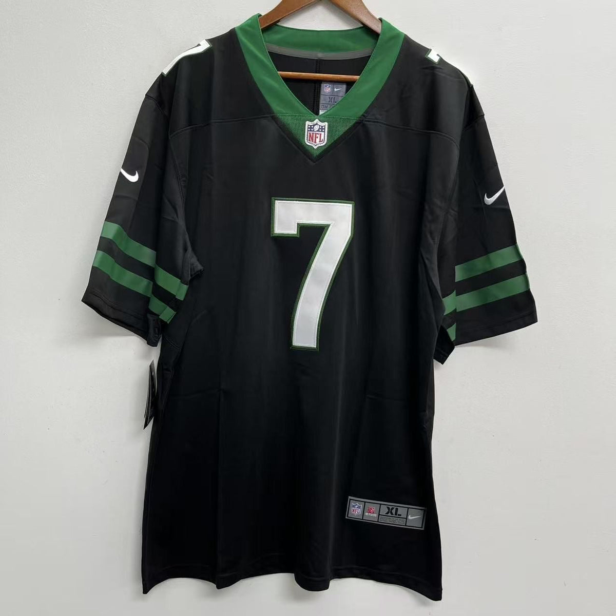 Justin Fields YOUTH KIDS New York Jets Official NFL Nike Jersey black product image 2, provided for visual reference and