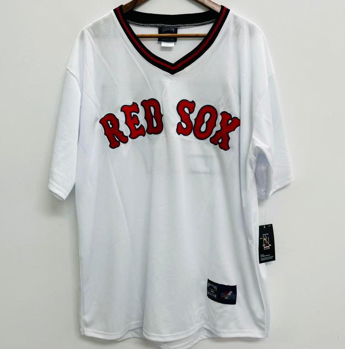 Carlton Fisk YOUTH KIDS Boston Red Sox Official MLB Jersey product image 2, provided for visual reference and product detail