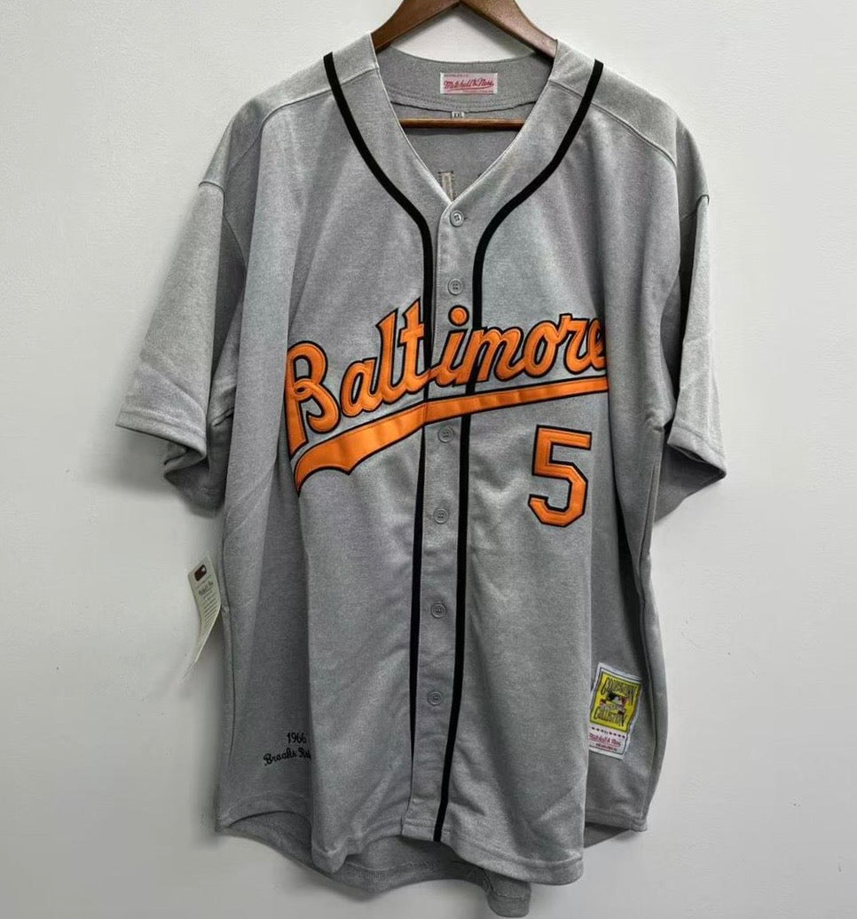 Brooks Robinson YOUTH KIDS Baltimore Orioles Official MLB jersey product image 2, provided for visual reference and product