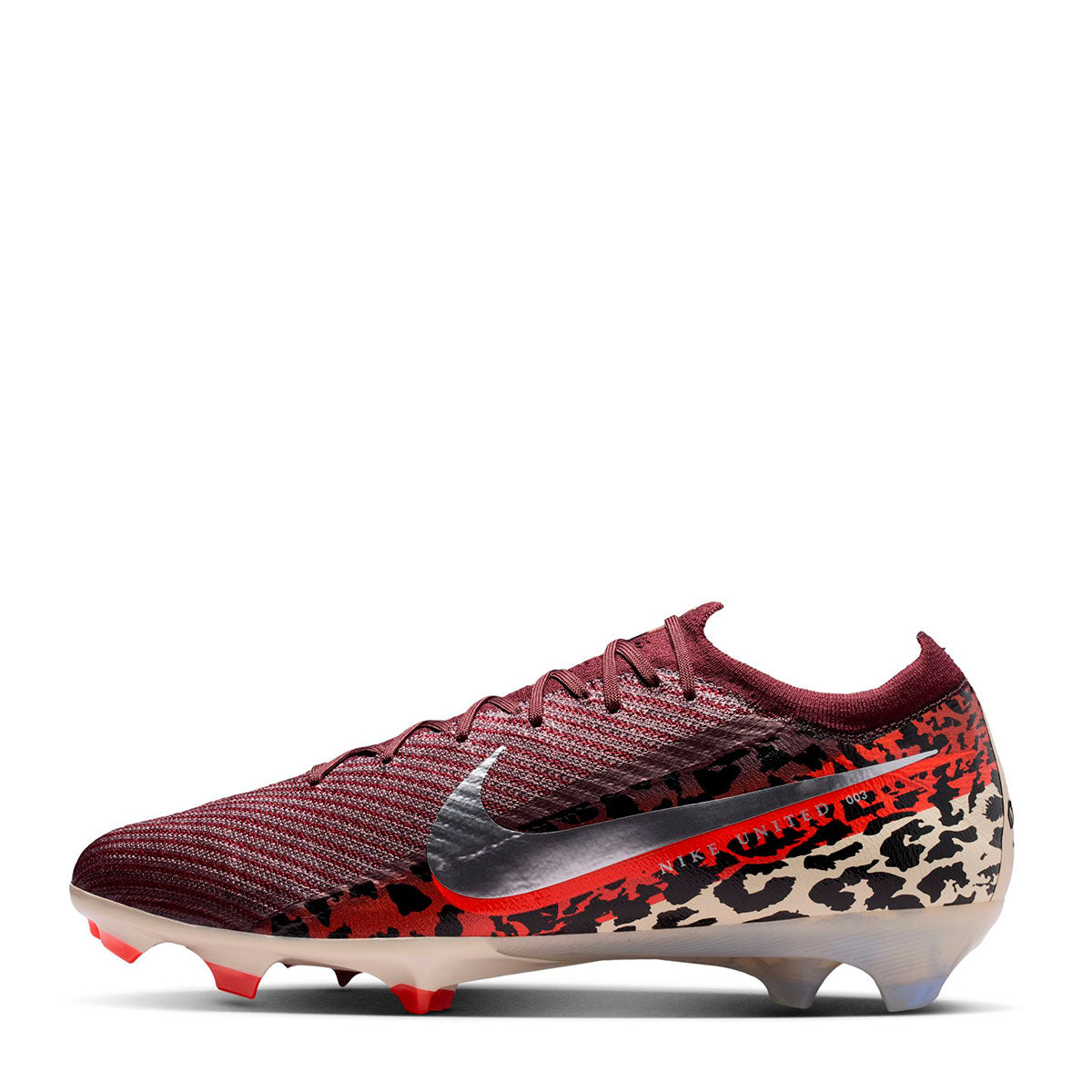 Nike United Mercurial Vapor 16 Elite Soccer Cleats product image 1, provided for visual reference and product detail review