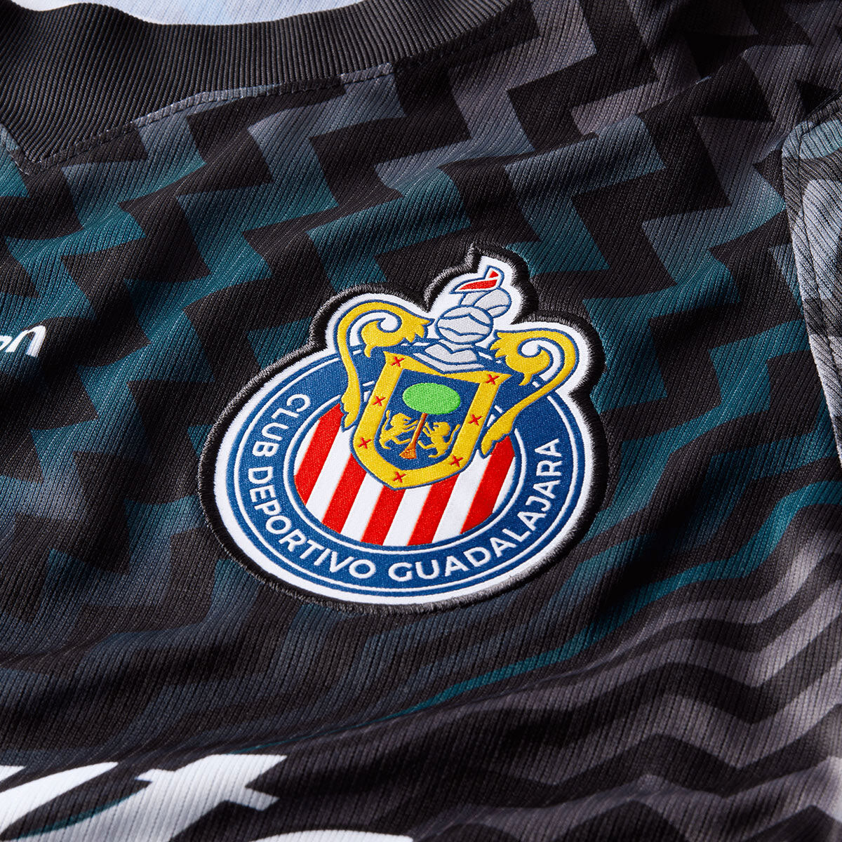 Nike Chivas 26/27 Goalkeeper Jersey product image 9, provided for visual reference and product detail review