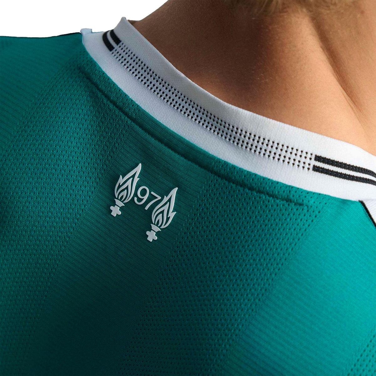 adidas Liverpool FC 25/26 Third Authentic Jersey product image 5, provided for visual reference and product detail review