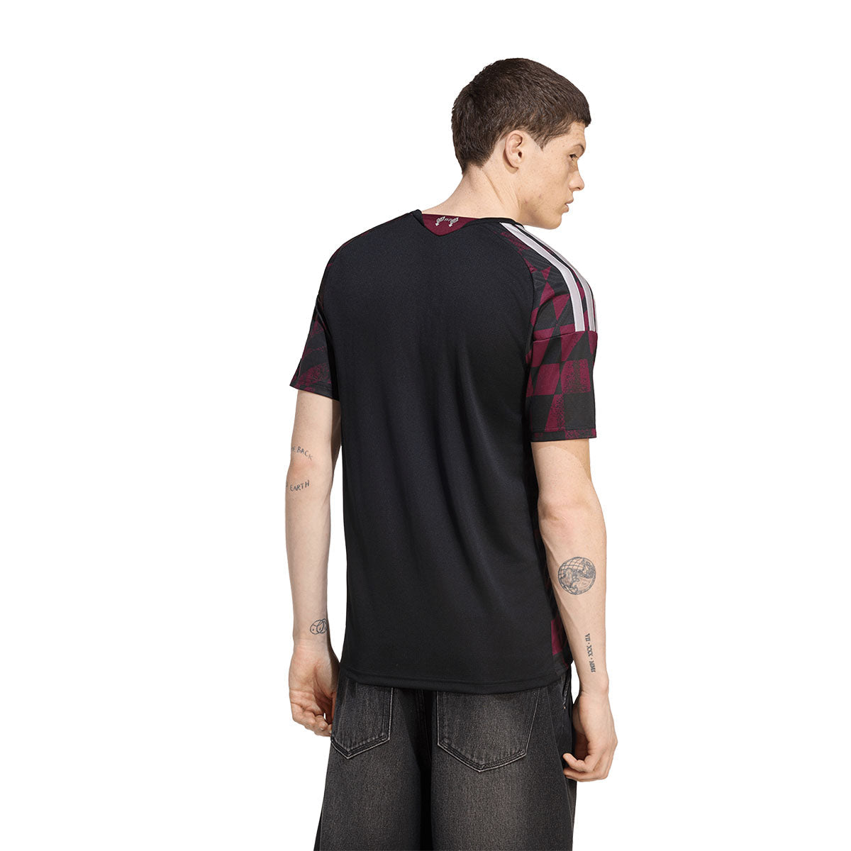 adidas Liverpool FC 26/27 Third Jersey product image 2, provided for visual reference and product detail review