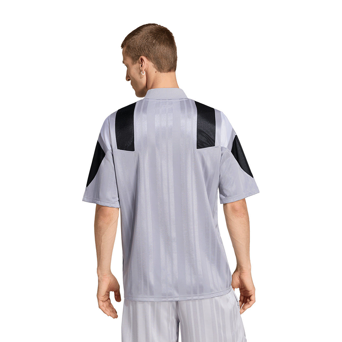 adidas Juventus Turin EQT Jersey product image 2, provided for visual reference and product detail review