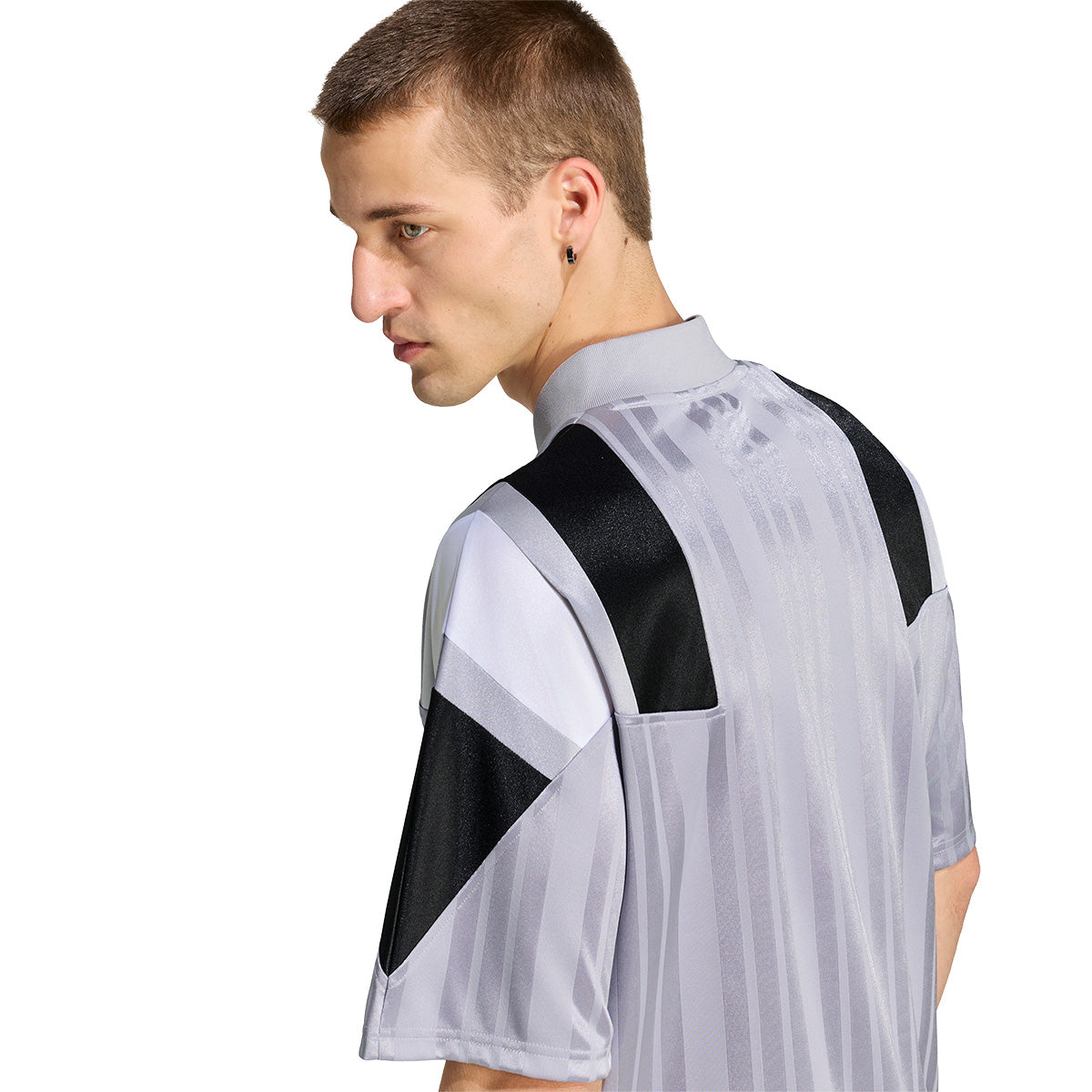adidas Juventus Turin EQT Jersey product image 8, provided for visual reference and product detail review