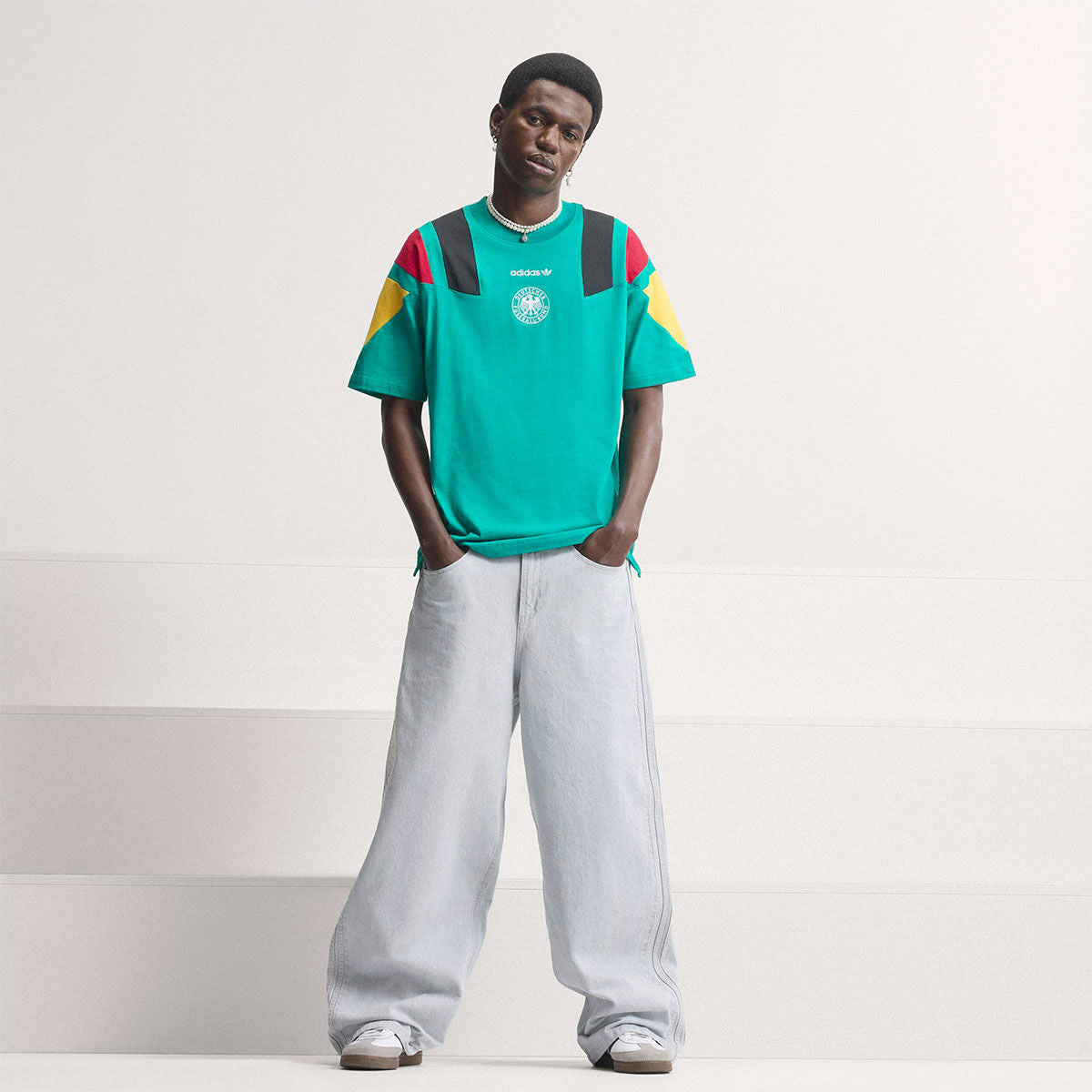DFB EQT T-Shirt EQTGRN product image 7, provided for visual reference and product detail review