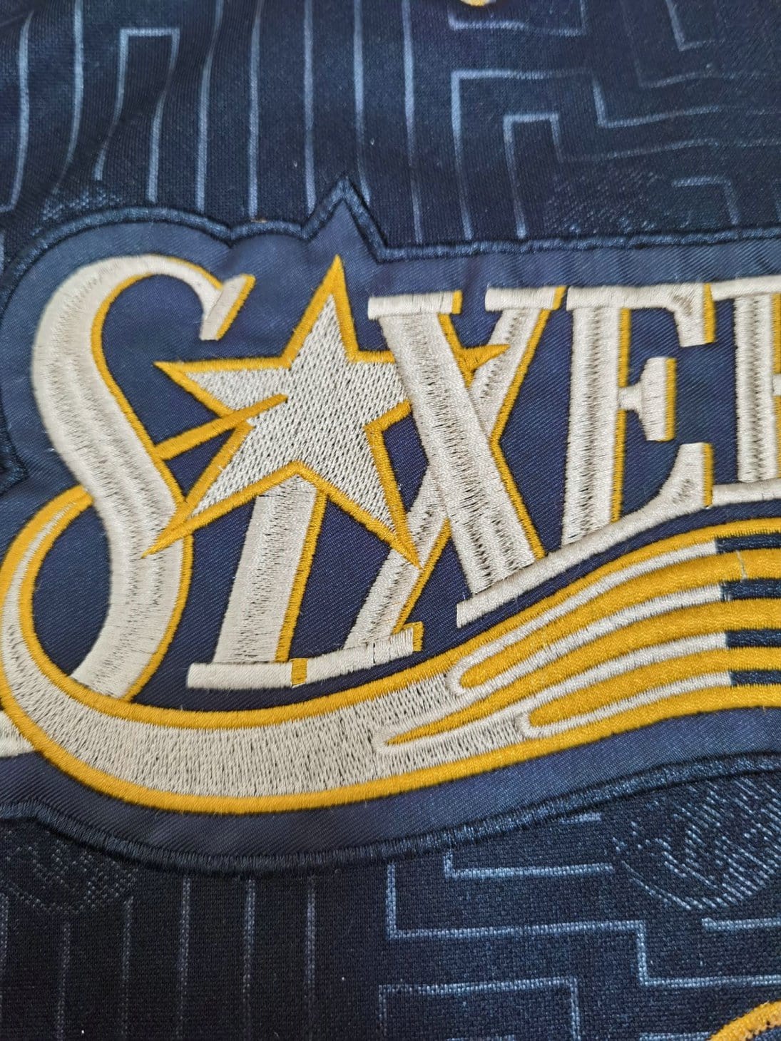 Allen Iverson Philadelphia 76ers 2000/01 Hardwood Classics Jersey - Black product image 2, provided for visual reference and